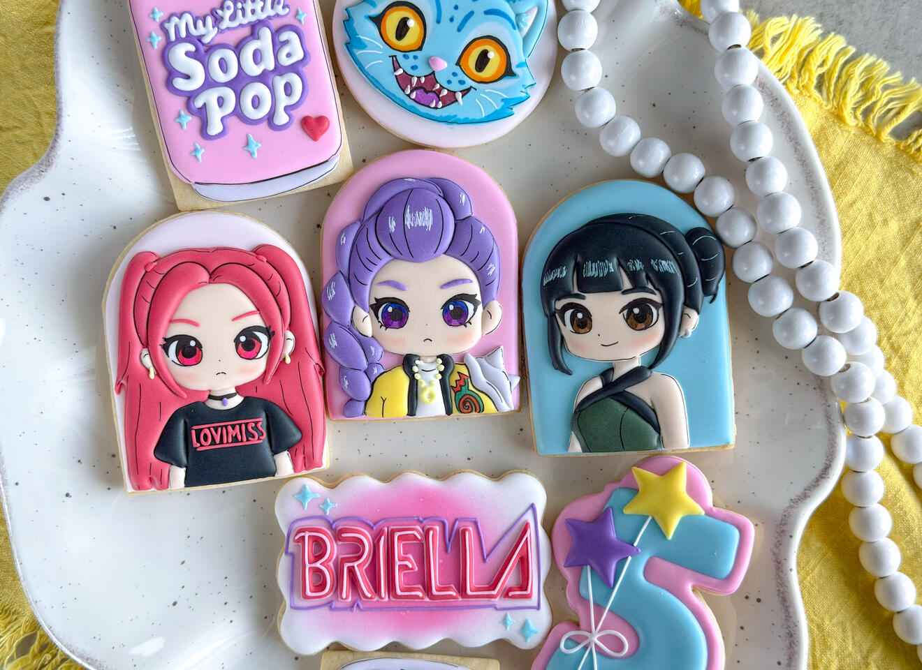 Oh My Macarons Oh My Macarons - Custom cookies & Sweet Treats